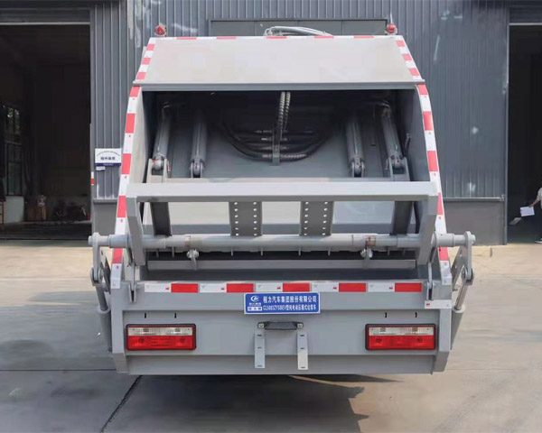 程力牌CL5083ZYSBEV型純電動壓縮式垃圾車