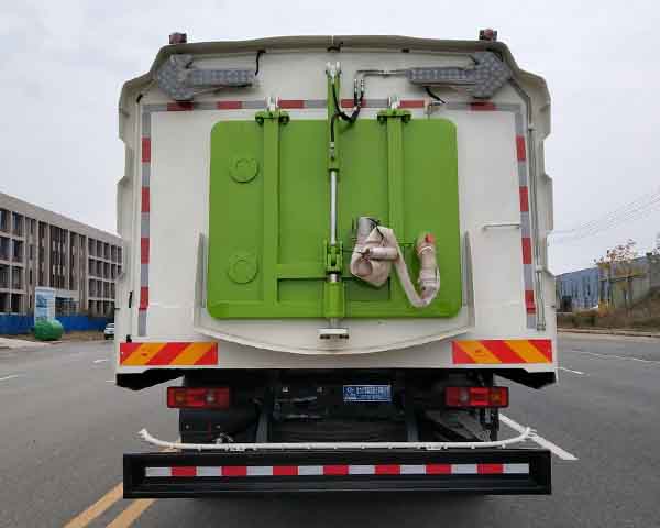 程力牌CL5180TXSBEV型純電動洗掃車