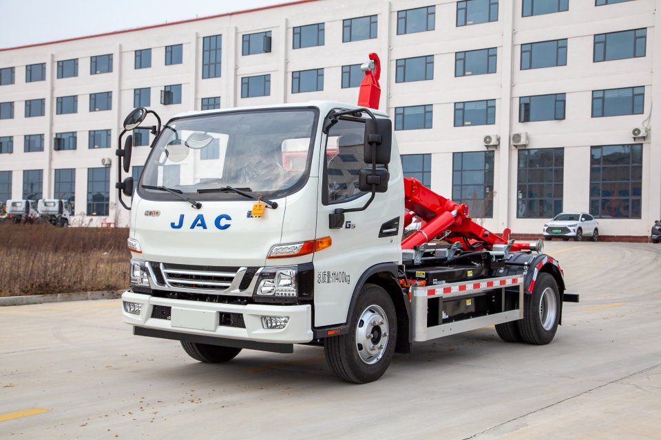 江淮駿鈴純電動(dòng)新能源HDW5110ZXXJHBEV型純電動(dòng)車廂可卸式垃圾車 勾臂垃圾車